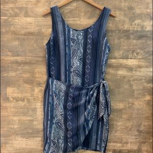 🎄4/25🎄 Blue Aztec Print Dress